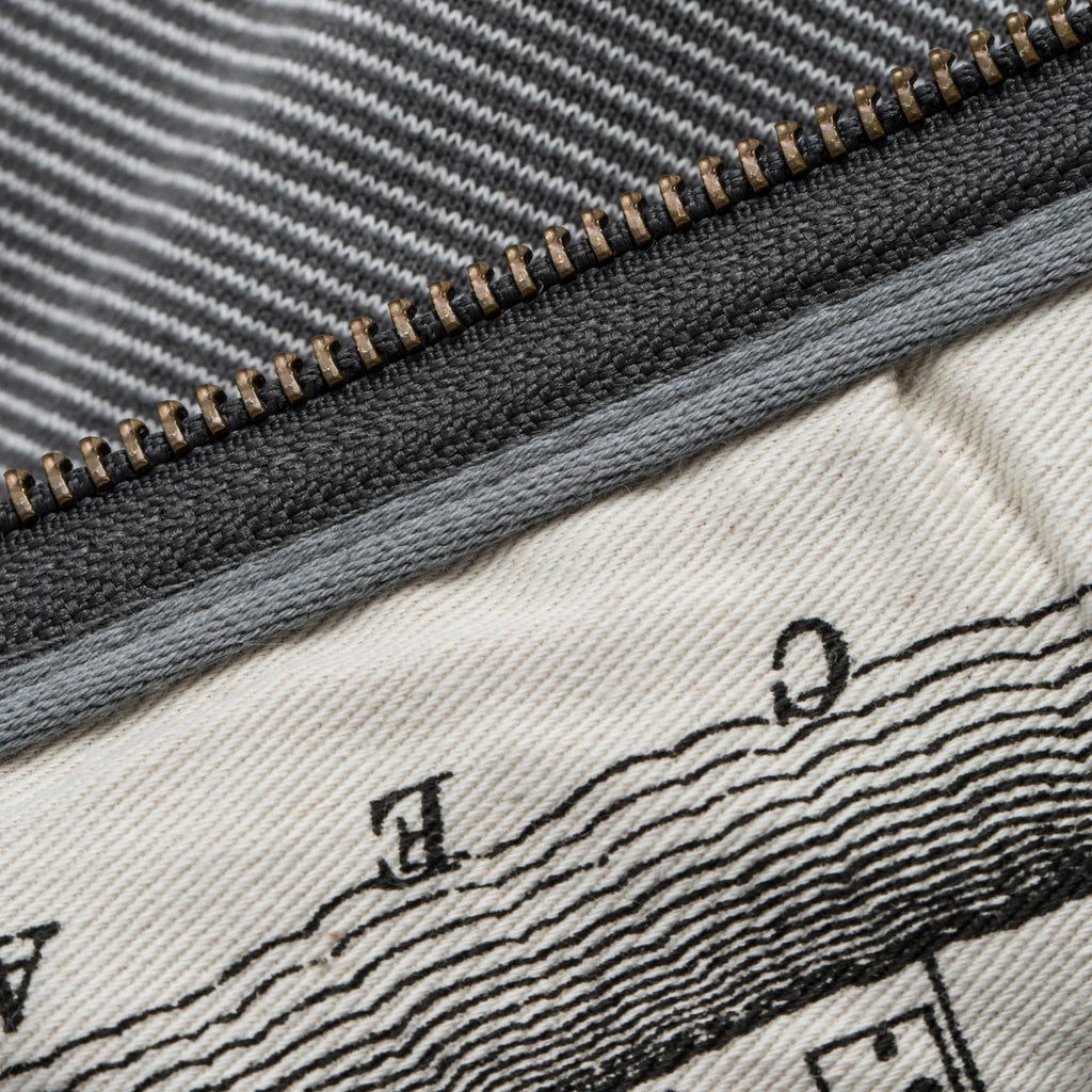 The Après Hoodie in Grey Stripe