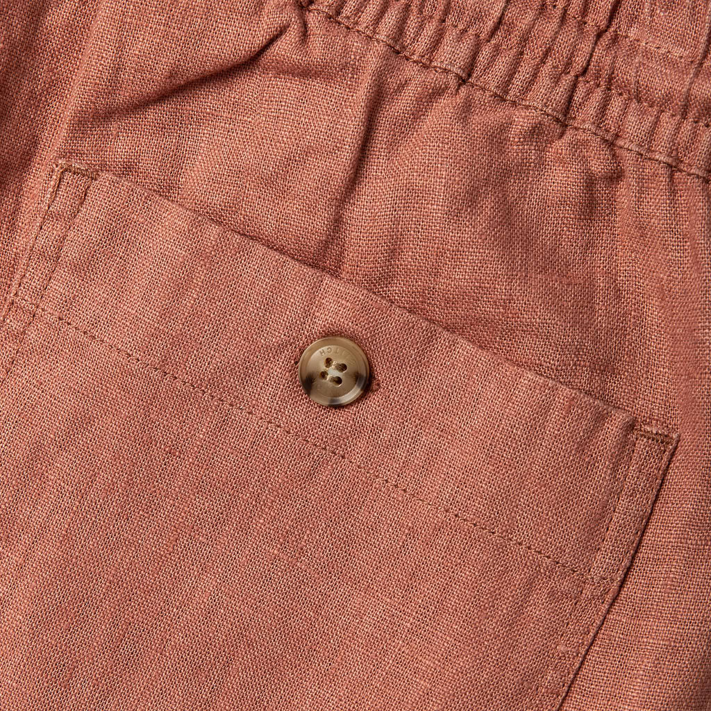 The Apres Short in Rust Hemp