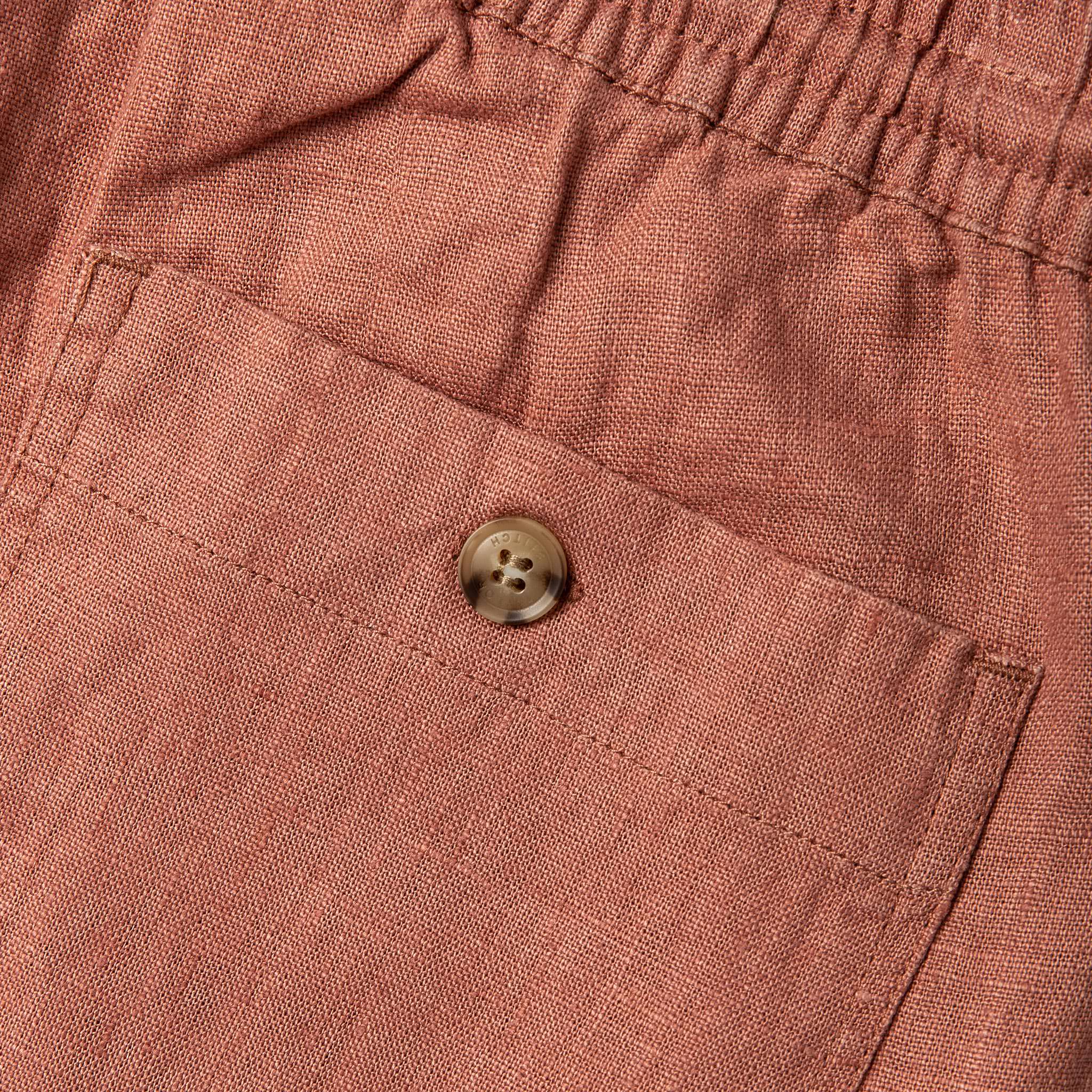 The Apres Short in Rust Hemp