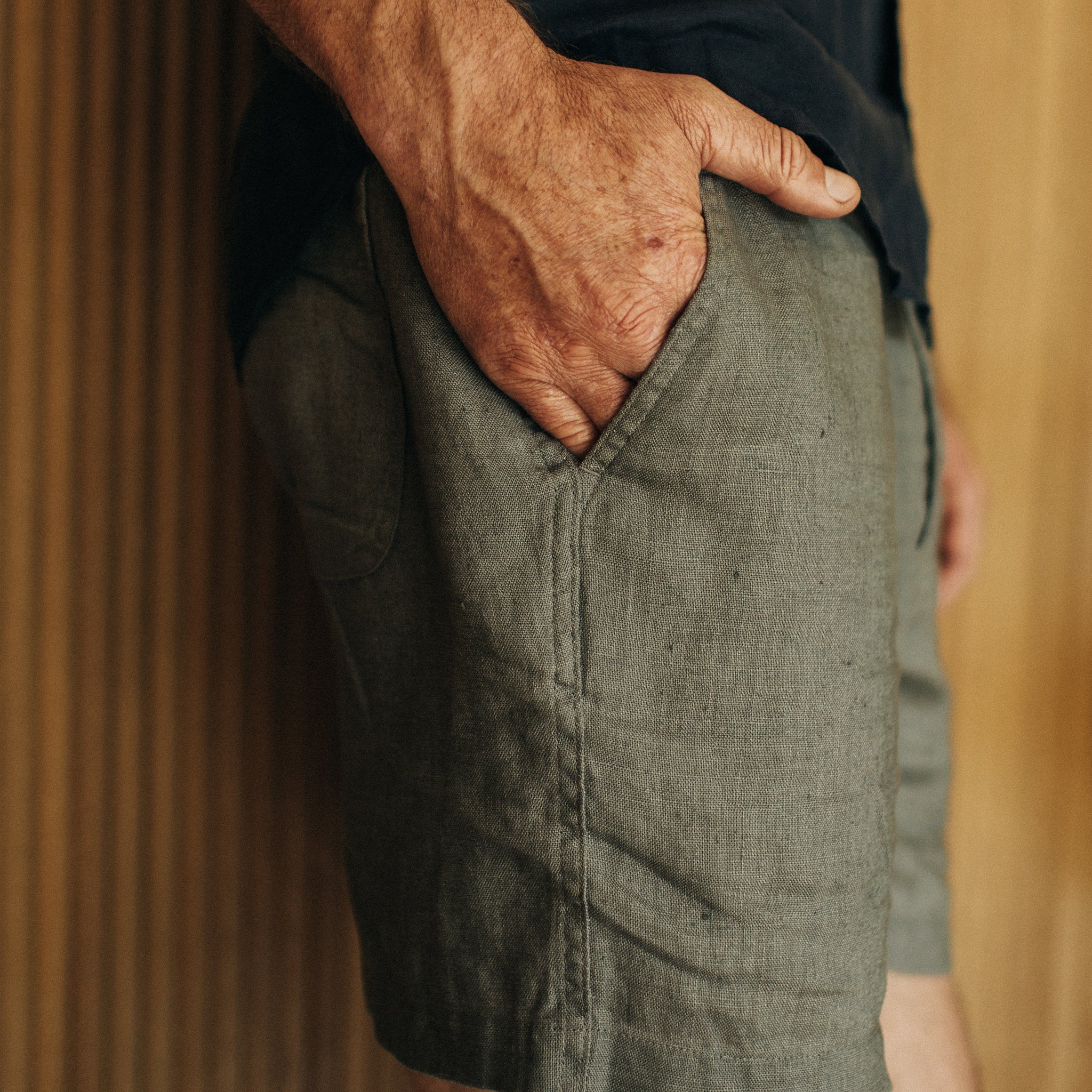 The Apres Short in Ash Hemp