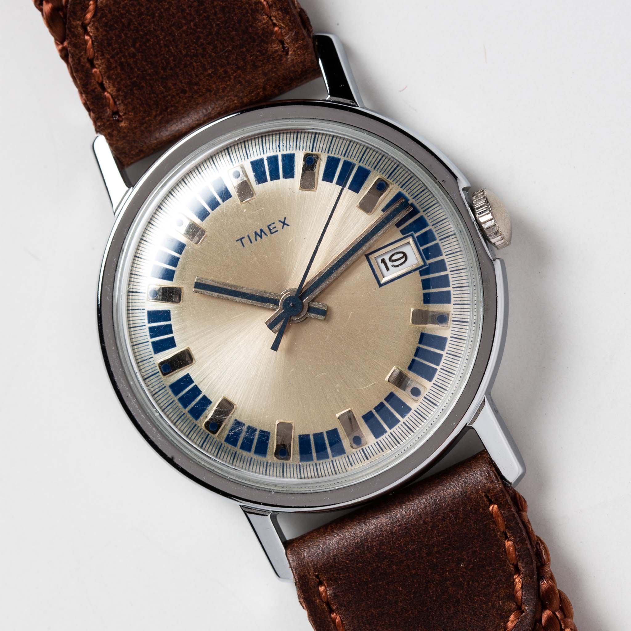 1974 Timex Mercury Calendar Silver